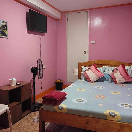 J&J Tourist Inn Bohol Екстериор снимка