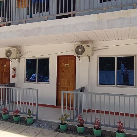 J&J Tourist Inn Bohol Екстериор снимка