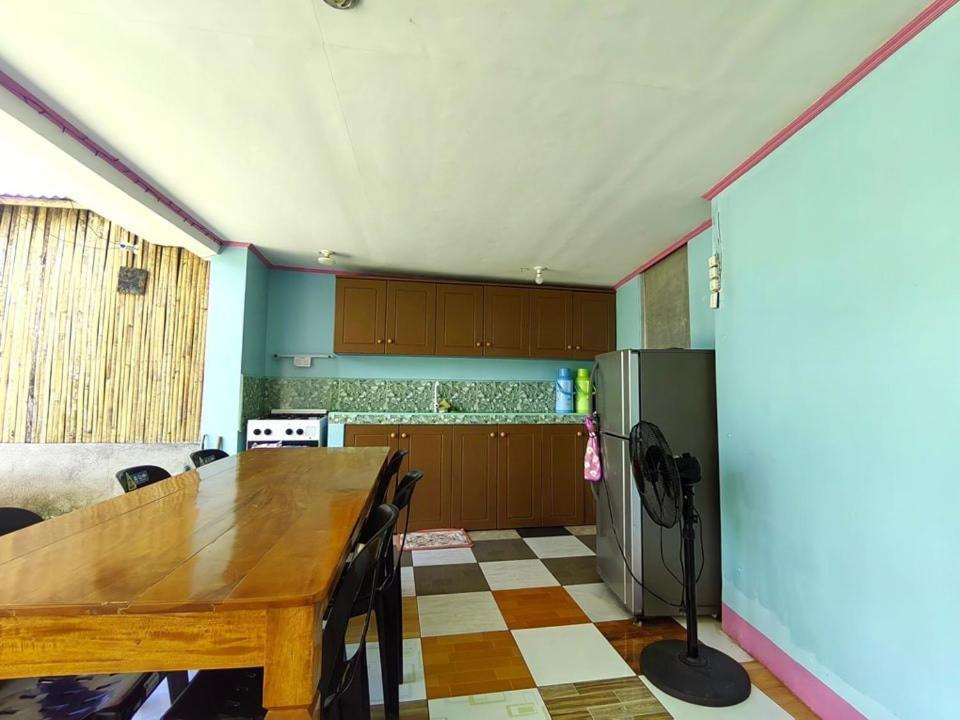 J&J Tourist Inn Bohol Екстериор снимка